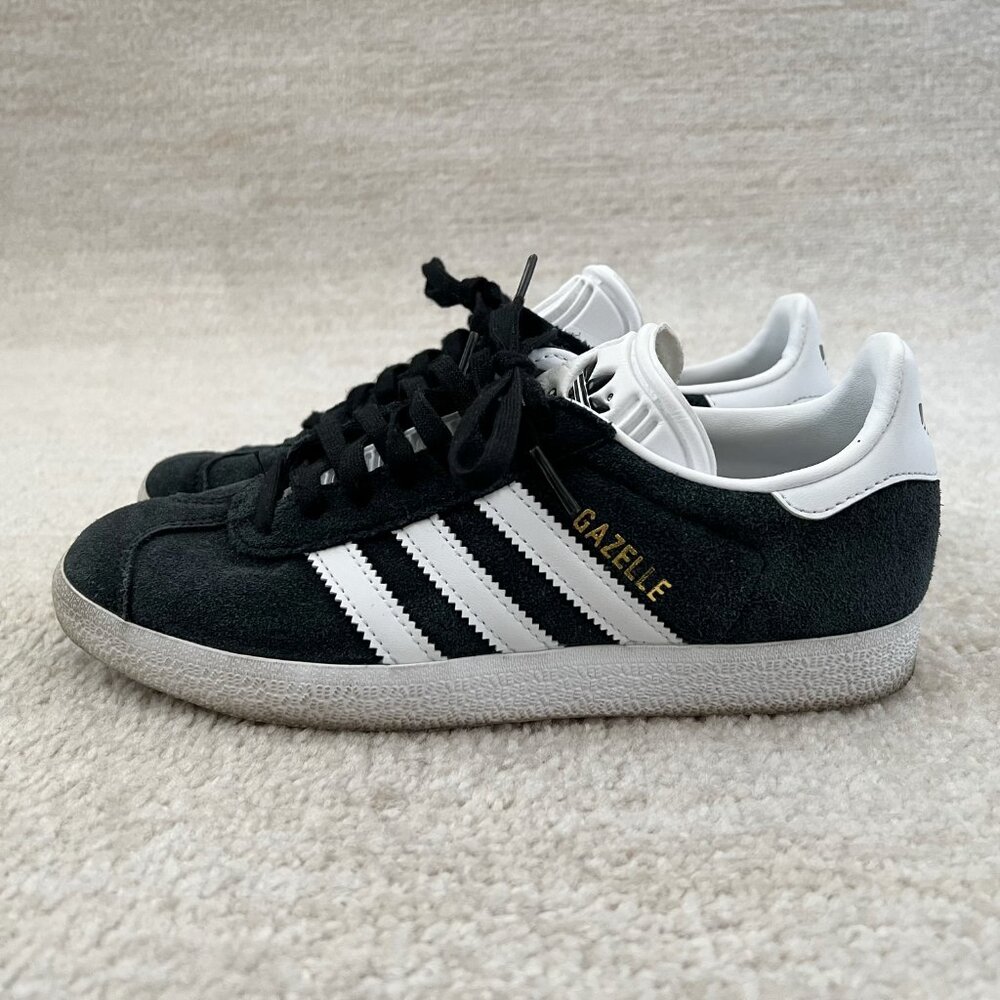Adidas Gazelle Low Top Black White Stripe Mens Sneakers Shoes 4.5